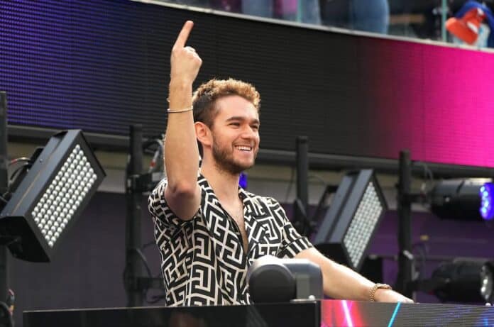 Zedd performing live in India