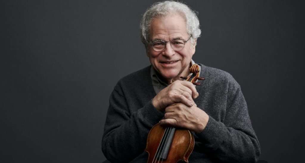 Itzhak Perlman with violin