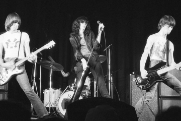 Ramones on stage in concert