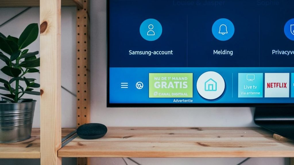 Samsung TV displaying streaming apps