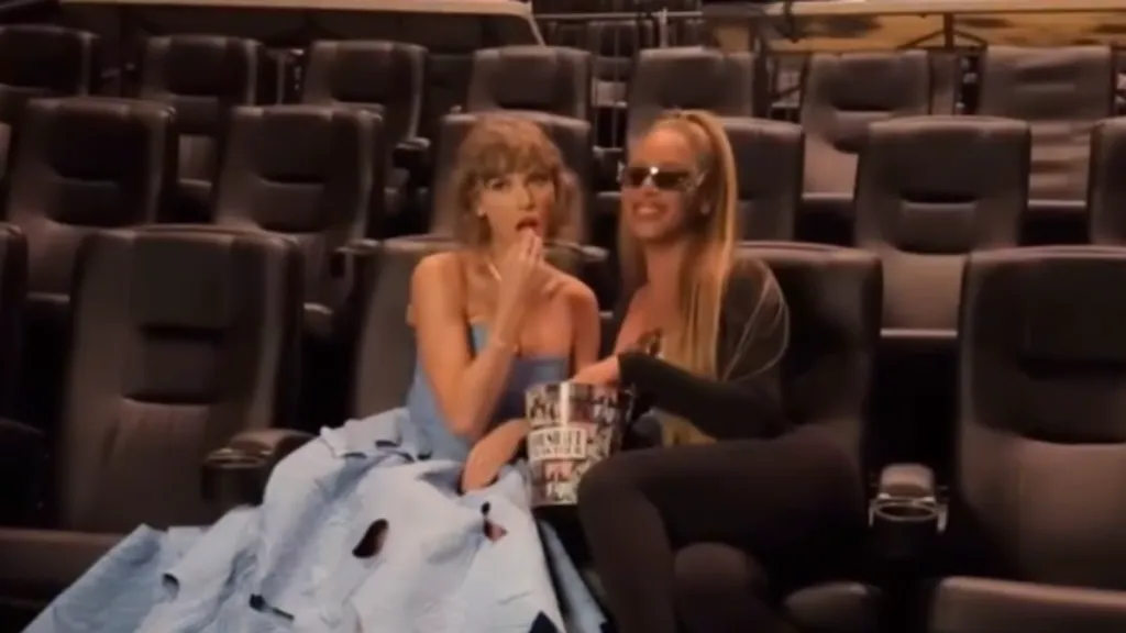 Beyoncé and Taylor Swift at Grammys