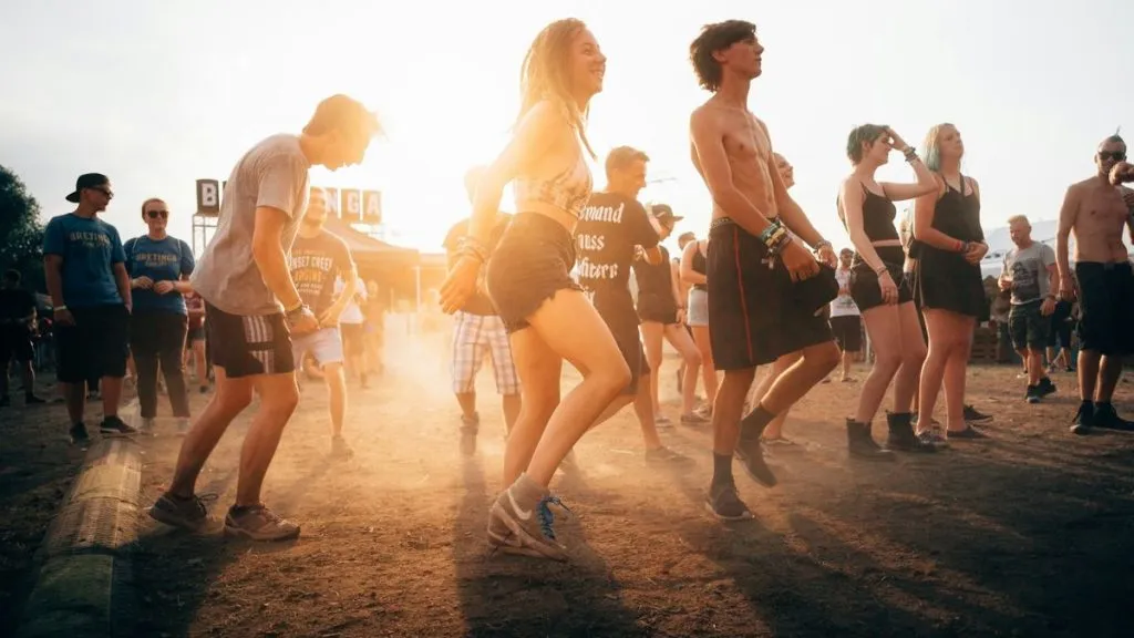 Festival crowd dancing at Splendour concert